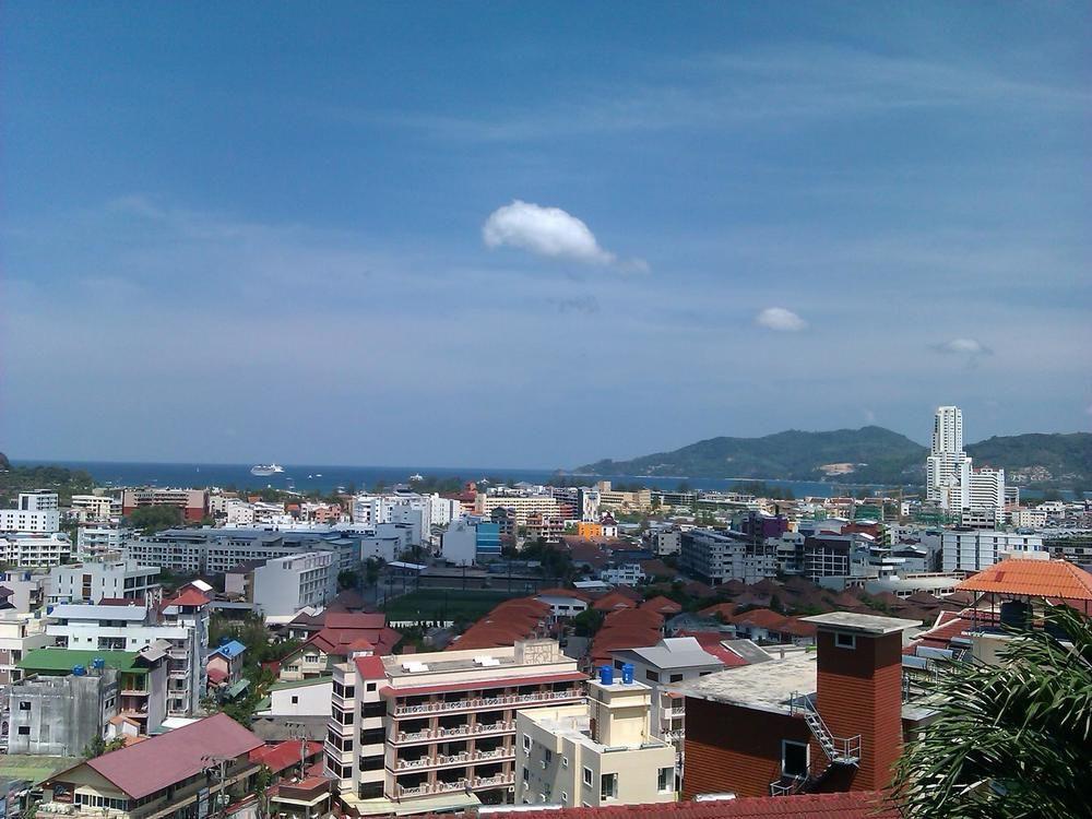 Oyo 851 On Hill Residence Patong Екстер'єр фото