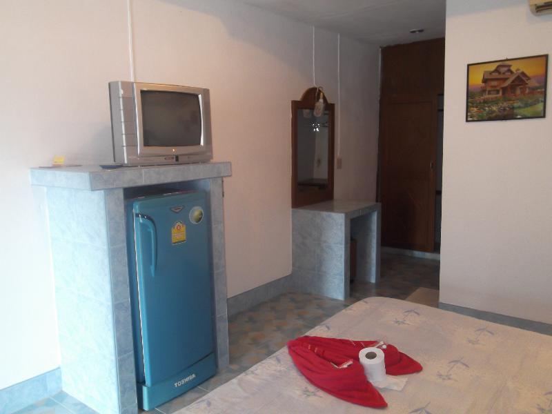 Oyo 851 On Hill Residence Patong Екстер'єр фото