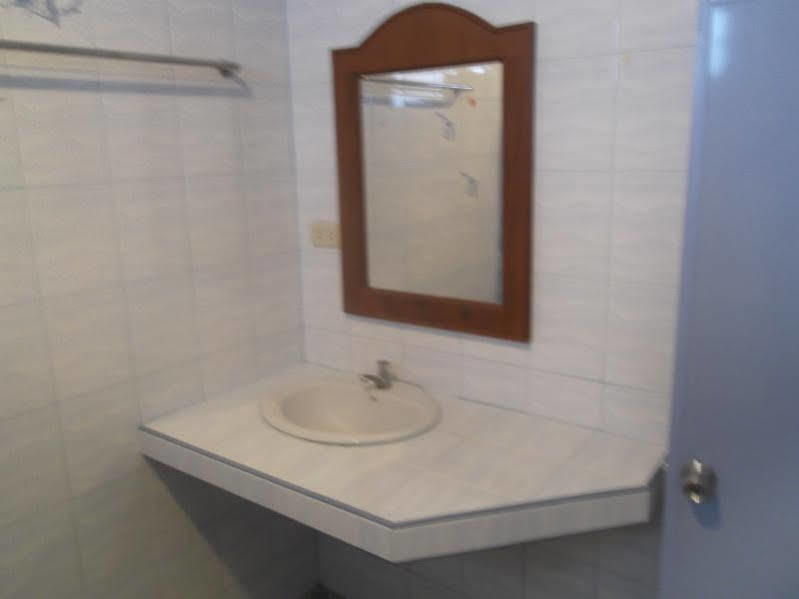 Oyo 851 On Hill Residence Patong Екстер'єр фото